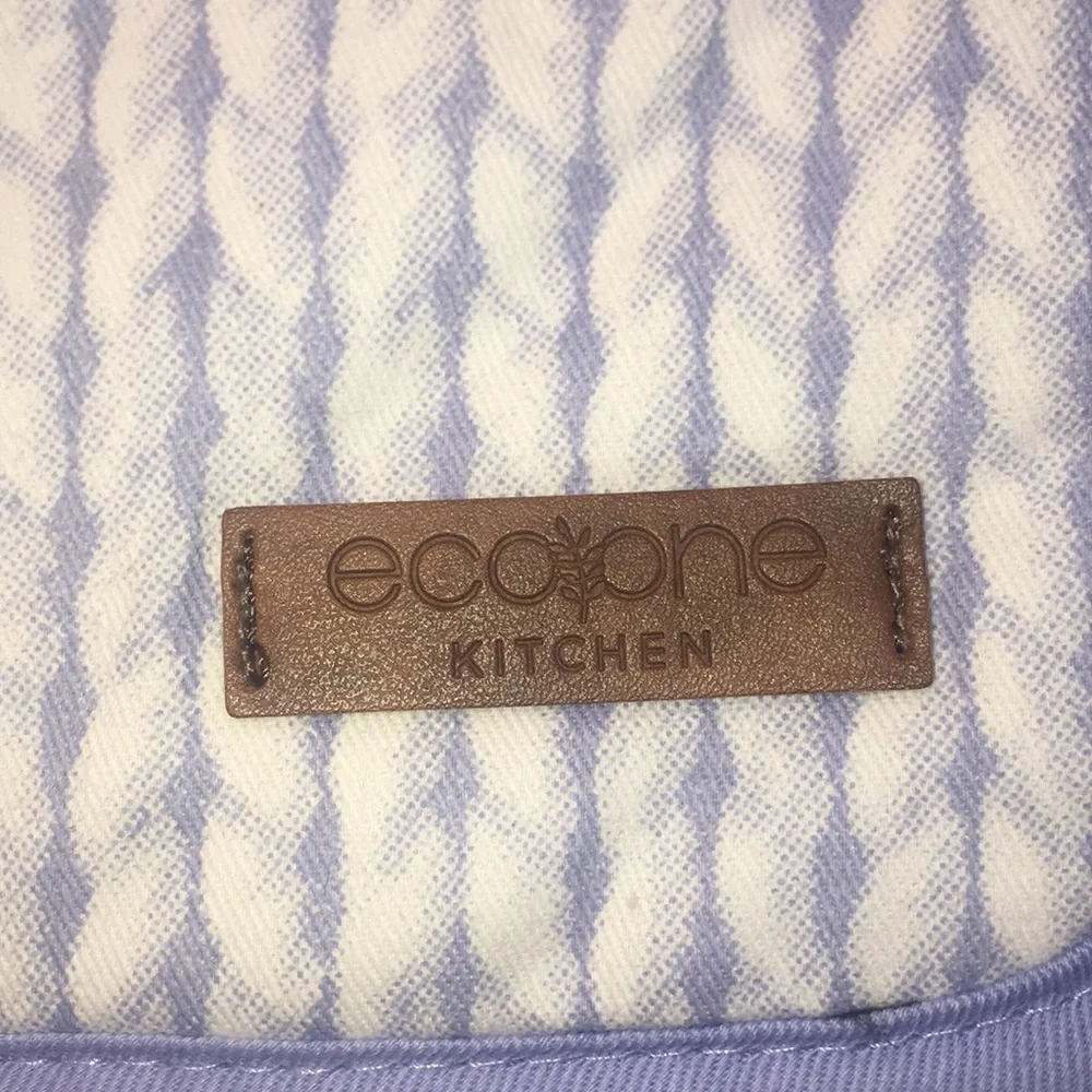 New Eco One 3 pc Set Apron/Oven Mitt/Potholder Housewarming Gift Holiday Hostess